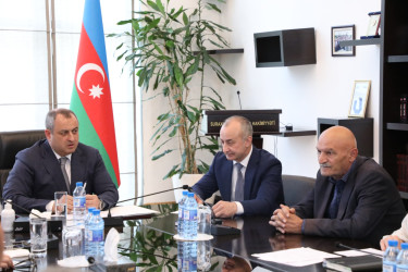Mayın 12-də Suraxanı Rayon İcra Hakimiyyətinin başçısı Adil Əliyev Rayon İcra Hakimiyyətində növbəti vətəndaş qəbulu keçirib