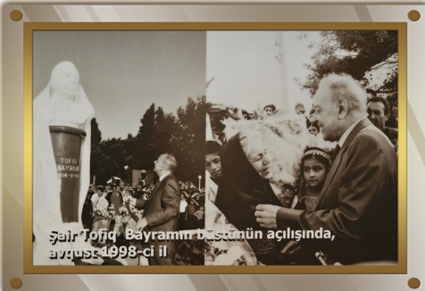 Şair Tofiq Bayram büstünün açılışı avqust 1998-ci il.png
