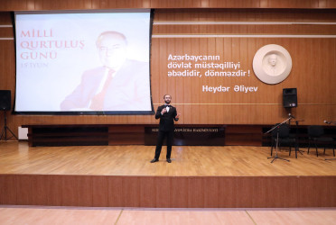 İyunun 13-də Suraxanı Rayon İcra Hakimiyyətində 15 İyun – Milli Qurtuluş Günü münasibətilə tədbir keçirilib