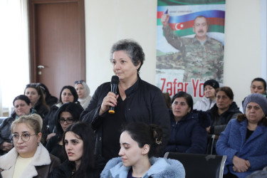 Suraxanı Rayon İcra Hakimiyyətinin başçısı Adil Əliyevin vətəndaşlarla növbəti səyyar görüşü martın 4-də Qaraçuxur qəsəbəsi, Yeni Günəşli “AB” yaşayış sahəsində yerləşən 279 saylı tam orta ümumtəhsil məktəbində keçirilib