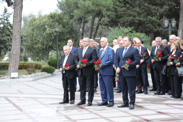 Sentyabrın 29-da Suraxanı Rayon Ağsaqqallar Şurasının konfransı keçirilib. Konfransda Rayon İcra Hakimiyyətinin başçısı Adil Əliyev, Azərbaycan Ağsaqqallar Şurasının sədr müavini Eldar İbrahimov və Aparat rəhbəri Ramin Həsənli, Rayon Ağsaqqallar Şurasının sədri Arif Babayev, rayon ağsaqqalları iştirak ediblər