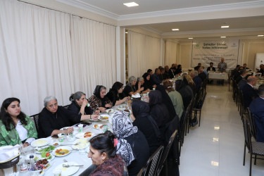 Fatimeyi-Zəhra məscidində 27 sentyabr – Anım günü ilə əlaqədar ehsan süfrəsi açılıb