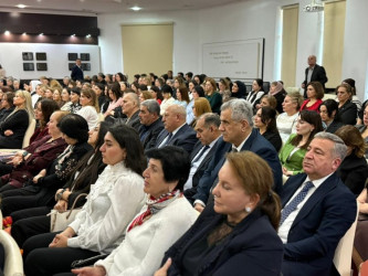 Suraxanı rayonunda “Qadın Gülərsə, Bəşəriyyət Gülər!” adlı tədbir keçirilib