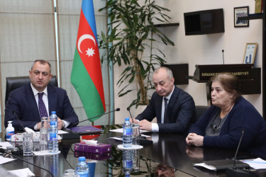 Fevralın 2-də Suraxanı Rayon İcra Hakimiyyətinin başçısı Adil Əliyev Rayon İcra Hakimiyyətində növbəti vətəndaş qəbulu keçirib