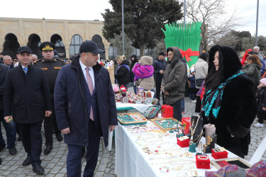 Baharın gəlişinin carçısı olan Novruz bayramı Suraxanı rayonunda böyük izdihamla qeyd olunub. Martın 17-də “Atəşgah məbədi” Dövlət Tarix-Memarlıq Qoruğunda Suraxanı Rayon İcra Hakimiyyətinin təşkilatçılığı ilə “Şəhərsalma və Memarlıq İli” çərçivəsində “Baharın memarlıq izi” adlı Novruz Festivalı keçirilib