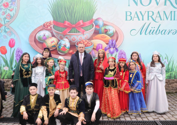 Baharın gəlişinin carçısı olan Novruz bayramı Suraxanı rayonunda böyük izdihamla qeyd olunub. Martın 17-də “Atəşgah məbədi” Dövlət Tarix-Memarlıq Qoruğunda Suraxanı Rayon İcra Hakimiyyətinin təşkilatçılığı ilə “Şəhərsalma və Memarlıq İli” çərçivəsində “Baharın memarlıq izi” adlı Novruz Festivalı keçirilib