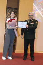 Gənclər Günü münasibətilə rayonun ictimai həyatında fəal iştirakına və əldə etdiyi nailiyyətlərə görə RİH başçısının fəxri fərmanı ilə təltif ediliblər