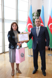 Konstitusiya və Suverenlik İli: Müəllimlərin missiyası və rolu” adlı tədbir keçirildi