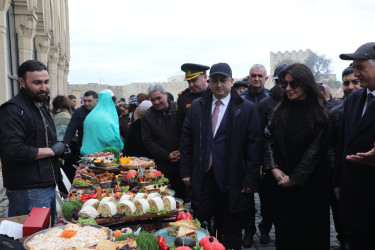 Baharın gəlişinin carçısı olan Novruz bayramı Suraxanı rayonunda böyük izdihamla qeyd olunub. Martın 17-də “Atəşgah məbədi” Dövlət Tarix-Memarlıq Qoruğunda Suraxanı Rayon İcra Hakimiyyətinin təşkilatçılığı ilə “Şəhərsalma və Memarlıq İli” çərçivəsində “Baharın memarlıq izi” adlı Novruz Festivalı keçirilib