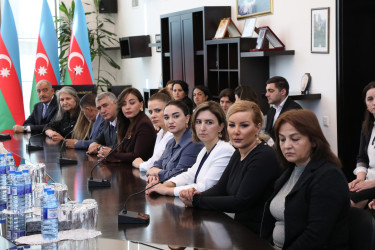 Konstitusiya və Suverenlik İli: Müəllimlərin missiyası və rolu” adlı tədbir keçirildi