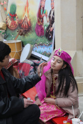 Baharın gəlişinin carçısı olan Novruz bayramı Suraxanı rayonunda böyük izdihamla qeyd olunub. Martın 17-də “Atəşgah məbədi” Dövlət Tarix-Memarlıq Qoruğunda Suraxanı Rayon İcra Hakimiyyətinin təşkilatçılığı ilə “Şəhərsalma və Memarlıq İli” çərçivəsində “Baharın memarlıq izi” adlı Novruz Festivalı keçirilib