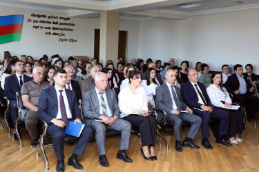 Suraxanı Rayon İcra Hakimiyyətinin başçısı Adil Əliyevin vətəndaşlarla növbəti səyyar görüşü iyunun 10-da Əmircan qəsəbəsində yerləşən 84 saylı tam orta ümumtəhsil məktəbində keçirilib