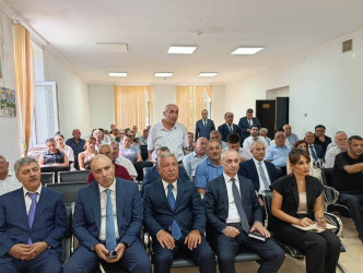 Suraxanıda vətəndaşlarla növbəti səyyar qəbul keçirilib Suraxanı Rayon İcra Hakimiyyətinin başçısı Adil Əliyevin vətəndaşlarla növbəti səyyar görüşü avqustun 24-də Hövsan qəsəbəsində yerləşən 196 saylı tam orta ümumtəhsil məktəbində keçirilib
