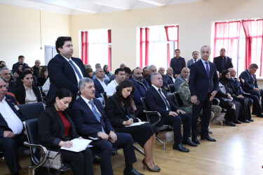 Sentyabrın 24-də RİH başçısı Adil Əliyev Hövsan qəsəbəsində yerləşən 281 saylı tam orta məktəbdə sakinlərlə səyyar görüş keçirib