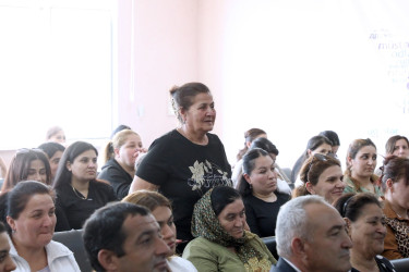 Suraxanı Rayon İcra Hakimiyyətinin başçısı Adil Əliyevin vətəndaşlarla növbəti səyyar görüşü oktyabrın 21-də Zığ qəsəbəsi, Dədə Qorqud yaşayış sahəsində 315, Hövsan qəsəbəsində isə 118 saylı tam orta ümumtəhsil məktəblərində keçirilib