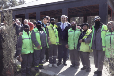 “Şəhərsalma və Memarlıq İli”  çərçivəsində Suraxanı rayonu, Əmircan qəsəbəsində salınan yeni park martın 19-da bayramlar ərəfəsində sakinlərin istifadəsinə verilib