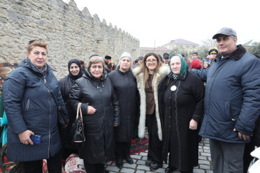 Baharın gəlişinin carçısı olan Novruz bayramı Suraxanı rayonunda böyük izdihamla qeyd olunub. Martın 17-də “Atəşgah məbədi” Dövlət Tarix-Memarlıq Qoruğunda Suraxanı Rayon İcra Hakimiyyətinin təşkilatçılığı ilə “Şəhərsalma və Memarlıq İli” çərçivəsində “Baharın memarlıq izi” adlı Novruz Festivalı keçirilib