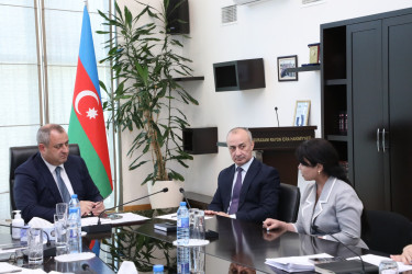 Mayın 18-də Suraxanı Rayon İcra Hakimiyyətinin başçısı Adil Əliyev Rayon İcra Hakimiyyətində növbəti vətəndaş qəbulu keçirib.