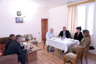 Beynəlxalq Ahıllar Günü münasibətilə Suraxanı rayonunda ahıllar ziyarət olunub.