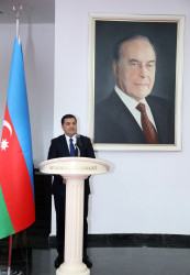 Bakı Şəhəri üzrə Təhsil İdarəsi və Suraxanı Rayon İcra Hakimiyyəti tərəfindən ümumi təhsil müəssisələrinin XI sinif şagirdlərinin iştirakı ilə Heydər Əliyev irsinin öyrədilməsi dərslərinə həsr olunmuş “Naxçıvan– Diyarım mənim” adlı tədbir keçirilib