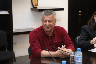 Fevralın 23-də Suraxanı Rayon İcra Hakimiyyətinin başçısı Adil Əliyev Rayon İcra Hakimiyyətində növbəti vətəndaş qəbulu keçirib