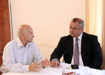 Beynəlxalq Ahıllar Günü münasibətilə Suraxanı rayonunda ahıllar ziyarət olunub.