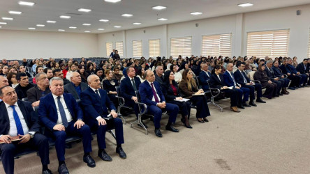 Suraxanı Rayon İcra Hakimiyyətinin başçısı Adil Əliyevin vətəndaşlarla növbəti səyyar görüşü fevralın 24-də Hövsan qəsəbəsi, 172 saylı tam orta ümumtəhsil məktəbində keçirilib