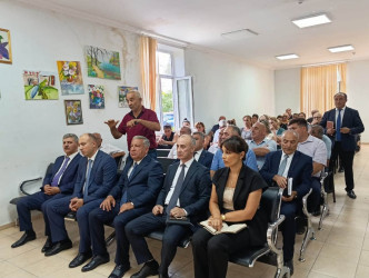Suraxanıda vətəndaşlarla növbəti səyyar qəbul keçirilib Suraxanı Rayon İcra Hakimiyyətinin başçısı Adil Əliyevin vətəndaşlarla növbəti səyyar görüşü avqustun 24-də Hövsan qəsəbəsində yerləşən 196 saylı tam orta ümumtəhsil məktəbində keçirilib