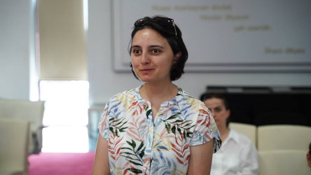 Suraxanı rayonunda “Cəmiyyətin və Medianın İnkişafı” İctimai Birliyinin icra etdiyi “Erkən nikah və fəsadları: maarifləndirici tədbirlər silsiləsi” adlı layihə çərçivəsində konfarns  keçirilib