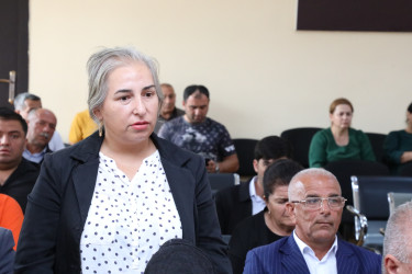 Sentyabrın 24-də RİH başçısı Adil Əliyev Hövsan qəsəbəsində yerləşən 281 saylı tam orta məktəbdə sakinlərlə səyyar görüş keçirib