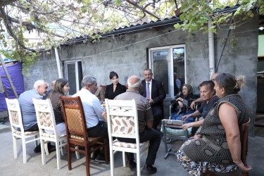 Beynəlxalq Ahıllar Günü münasibətilə Suraxanı rayonunda ahıllar ziyarət olunub.