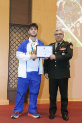 Gənclər Günü münasibətilə rayonun ictimai həyatında fəal iştirakına və əldə etdiyi nailiyyətlərə görə RİH başçısının fəxri fərmanı ilə təltif ediliblər