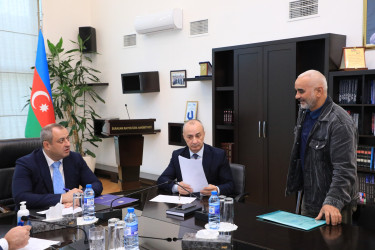 Sentyabrın 29-də Suraxanı Rayon İcra Hakimiyyətinin başçısı Adil Əliyev Rayon İcra Hakimiyyətində növbəti vətəndaş qəbulu keçirib