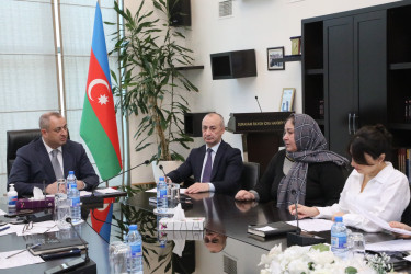 Martın 16-da Suraxanı Rayon İcra Hakimiyyətinin başçısı Adil Əliyev Rayon İcra Hakimiyyətində növbəti vətəndaş qəbulu keçirib