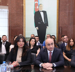 Suraxanıda Dövlət Qulluqçularının Peşə Bayramı qeyd edilib