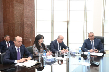 Aprelin 13-də Suraxanı Rayon İcra Hakimiyyətinin başçısı Adil Əliyev Rayon İcra Hakimiyyətində növbəti vətəndaş qəbulu keçirib