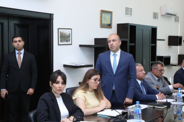 İyulun 27-də Suraxanı Rayon İcra Hakimiyyətinin başçısı Adil Əliyev Rayon İcra Hakimiyyətində növbəti vətəndaş qəbulu keçirib