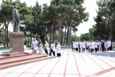 İyunun 17-də Suraxanıda tibb işçilərinin peşə bayramı qeyd olundu