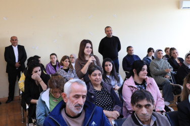 Oktyabrın 1-də Suraxanı Rayon İcra Hakimiyyətinin başçısı Adil Əliyev Qaraçuxur qəsəbə  sakinləri ilə növbəti  səyyar qəbul keçirib