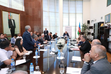 İyulun 14-də Suraxanı Rayon İcra Hakimiyyətinin başçısı Adil Əliyev Rayon İcra Hakimiyyətində növbəti vətəndaş qəbulu keçirib.