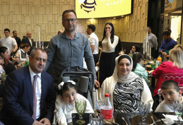 Qurban bayramı və 1 İyun – Beynəlxalq Uşaqların Müdafiəsi Günü münasibətilə xüsusi qayğıya ehtiyacı olan uşaqlar üçün xeyriyyə tədbiri keçirilib