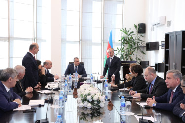 Dekabrın 29-da Suraxanı Rayon İcra Hakimiyyətinin başçısı Adil Əliyev Rayon İcra Hakimiyyətində növbəti vətəndaş qəbulu keçirib.