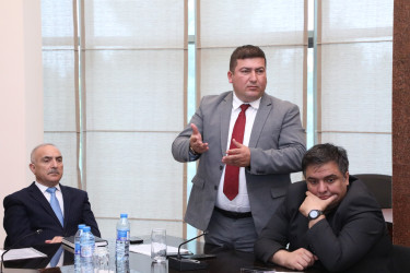 Aprelin 20-də Suraxanı Rayon İcra Hakimiyyətinin başçısı Adil Əliyev Rayon İcra Hakimiyyətində növbəti vətəndaş qəbulu keçirib