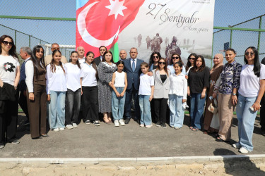 27 Sentyabr – Anım Günü ilə əlaqədar Suraxanı rayonunun Zığ qəsəbəsi, Bahar yaşayış sahəsində ağacəkmə aksiyası və “Qeyd-Sosial Maarifləndirmə” İctimai Birliyinin təşkilatçılığı ilə rəsm sərgisi keçirilib