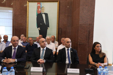 Suraxanı rayonunda Ağsaqqallar Şurasının hesabat konfransı keçirilib