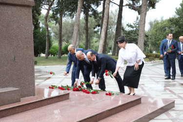 Sentyabrın 29-da Suraxanı Rayon Ağsaqqallar Şurasının konfransı keçirilib. Konfransda Rayon İcra Hakimiyyətinin başçısı Adil Əliyev, Azərbaycan Ağsaqqallar Şurasının sədr müavini Eldar İbrahimov və Aparat rəhbəri Ramin Həsənli, Rayon Ağsaqqallar Şurasının sədri Arif Babayev, rayon ağsaqqalları iştirak ediblər