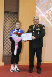 Gənclər Günü münasibətilə rayonun ictimai həyatında fəal iştirakına və əldə etdiyi nailiyyətlərə görə RİH başçısının fəxri fərmanı ilə təltif ediliblər