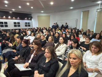 Suraxanı rayonunda “Qadın Gülərsə, Bəşəriyyət Gülər!” adlı tədbir keçirilib
