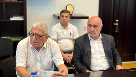 Sentyabrın 15-də Suraxanı Rayon İcra Hakimiyyətinin başçısı Adil Əliyev Rayon İcra Hakimiyyətində növbəti vətəndaş qəbulu keçirib