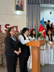 21 Fevral – Beynəlxalq Ana dili günü münasibətilə Suraxanı rayonu, 226 nömrəli tam orta məktəbdə “Ana dilim, varlığım” adlı ədəbi-bədii gecə keçirilib